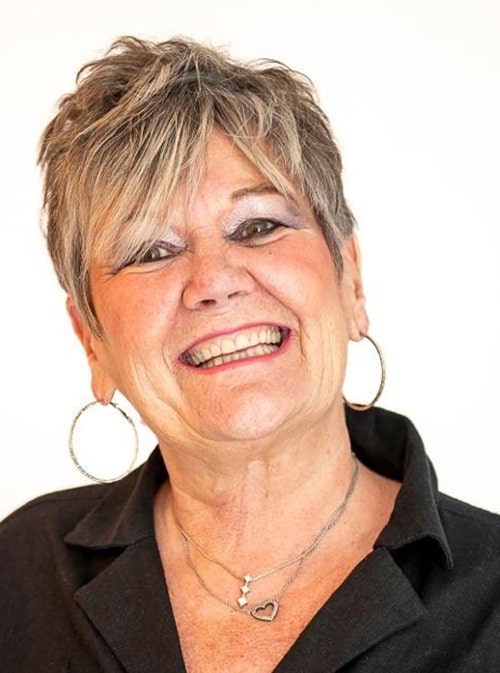 Darlene O'Neill Headshot
