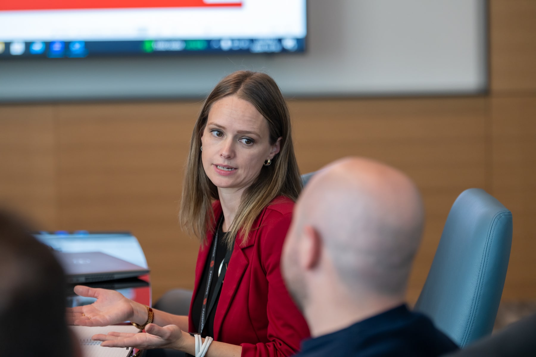 People are discussing at the training course graduation