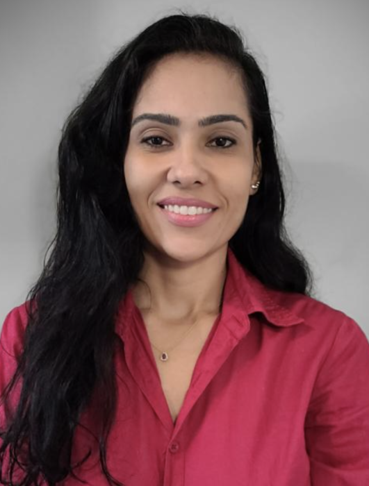 Photo of Deborah Saraiva