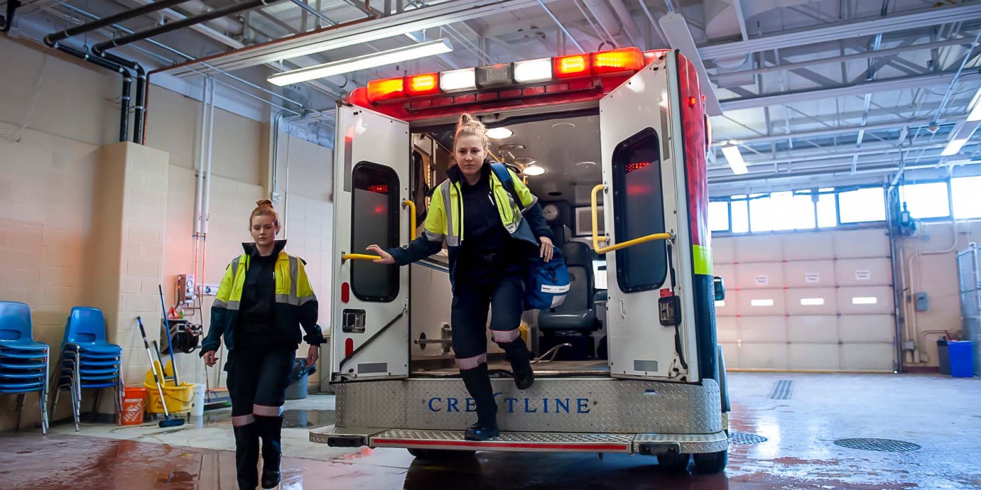 Paramedic students exiting the ambulance