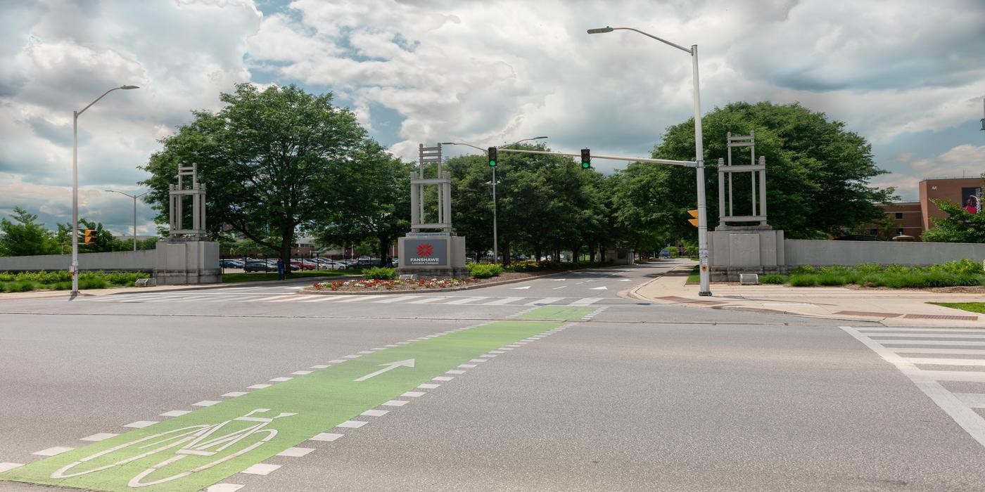 Image of Fanshawe's front gates at the London Campus