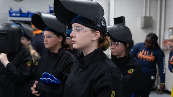 High school students attending Jill of all Trades